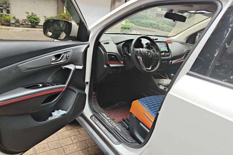 Used CHANGAN CS55 2017 1.5T Manual Colorful Edition Driver Seat