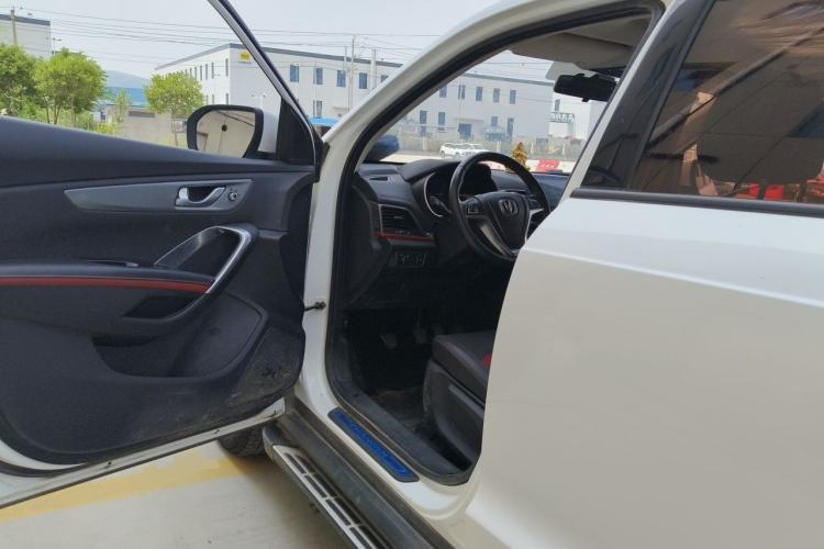 Used CHANGAN CS55 2017 1.5T Manual Colorful Edition Driver Seat