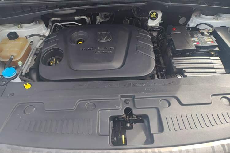 Used CHANGAN CS55 2017 1.5T Automatic Colorful Edition Engine Bay