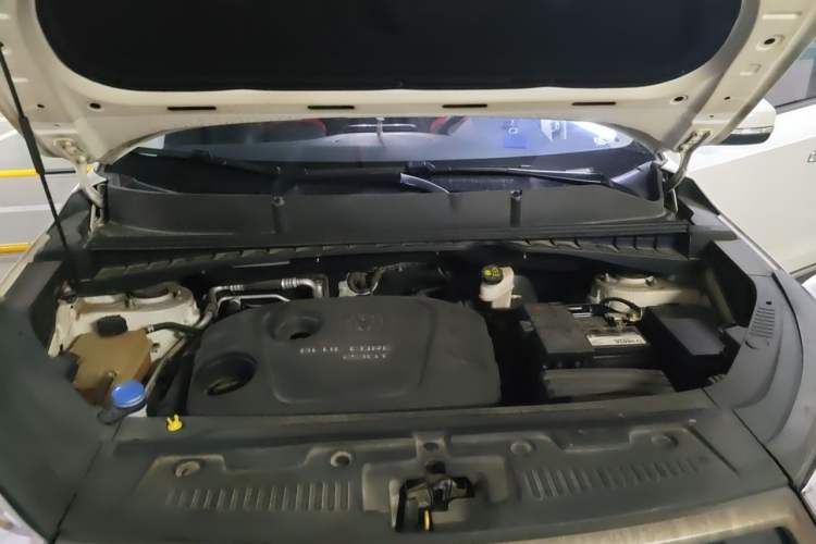 Used CHANGAN CS55 2017 1.5T Automatic Colorful Edition Engine Bay