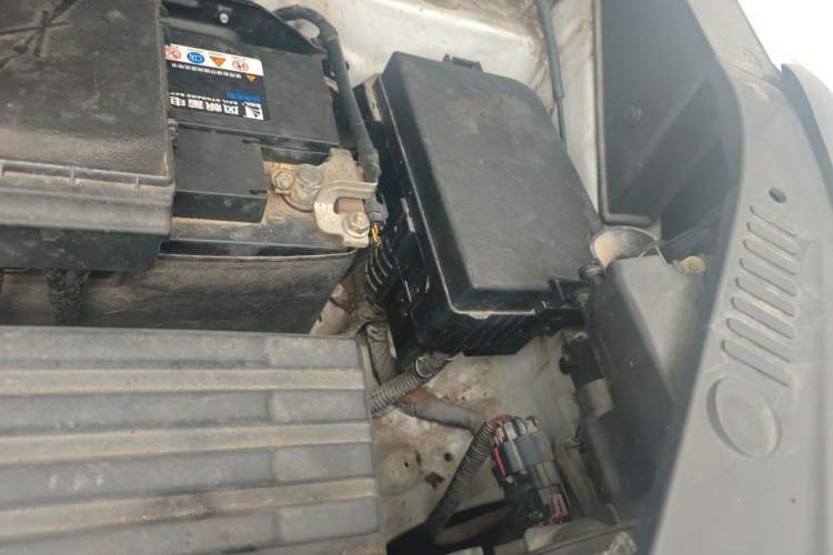 Used CHANGAN CS55 2017 1.5T Manual Ignition Model Engine Bay Left