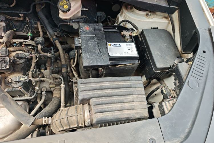 Used CHANGAN CS55 2017 1.5T Automatic Colorful Edition Engine Bay Left