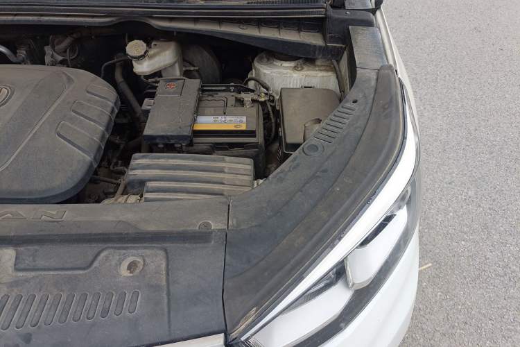 Used CHANGAN CS55 2017 1.5T Automatic Colorful Edition Engine Bay Left