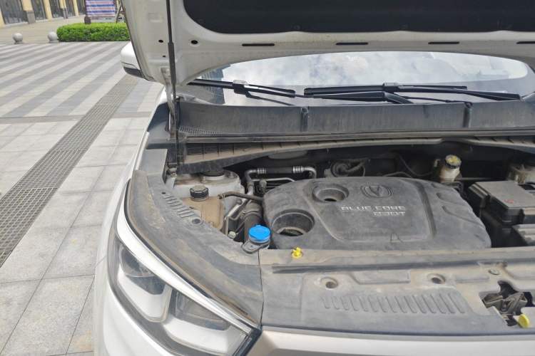 Used CHANGAN CS55 2017 1.5T Manual Colorful Edition Engine Bay Right