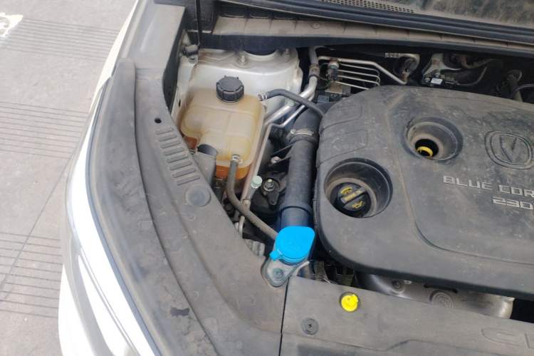 Used CHANGAN CS55 2017 1.5T Automatic Colorful Edition Engine Bay Right