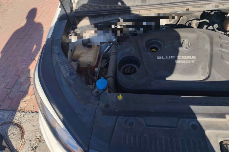 Used CHANGAN CS55 2017 1.5T Automatic Colorful Edition Engine Bay Right
