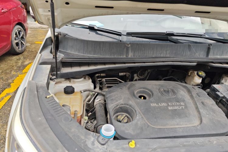 Used CHANGAN CS55 2017 1.5T Automatic Colorful Edition Engine Bay Right