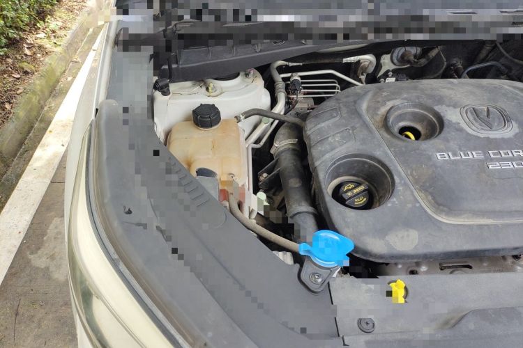 Used CHANGAN CS55 2017 1.5T Manual Colorful Edition Engine Bay Right