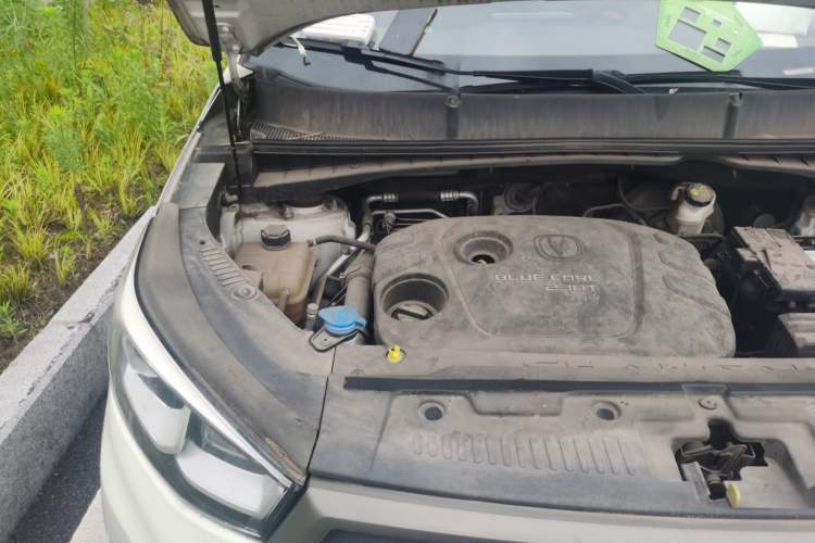 Used CHANGAN CS55 2017 1.5T Automatic Colorful Edition Engine Bay Right