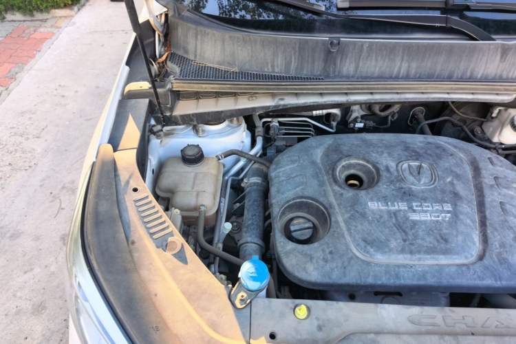 Used CHANGAN CS55 2017 1.5T Automatic Showoff Model Engine Bay Right
