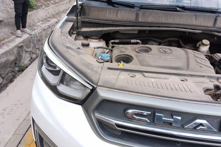 Used CHANGAN CS55 2017 1.5T Manual Colorful Edition Engine Bay Right