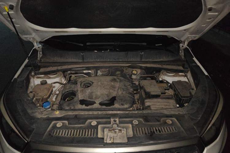 Used CHANGAN CS55 2017 1.5T Manual Colorful Edition Engine Bay