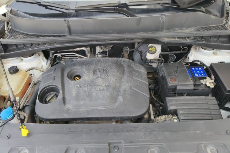 Used CHANGAN CS55 2017 1.5T Manual Colorful Edition Engine Bay