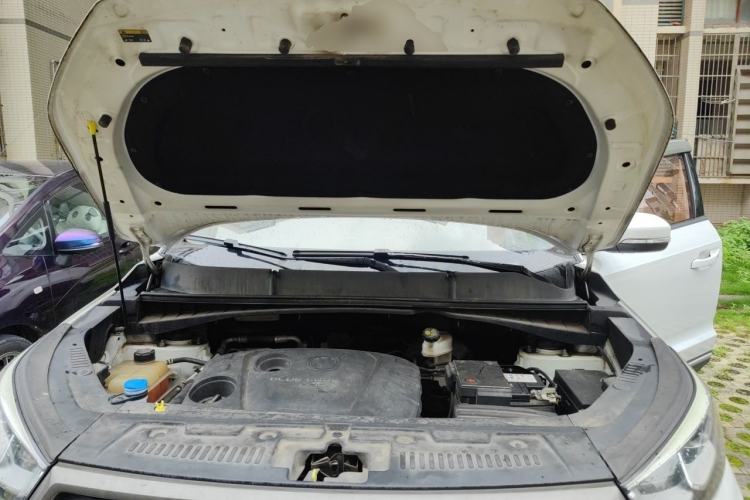 Used CHANGAN CS55 2017 1.5T Manual Colorful Edition Engine Bay
