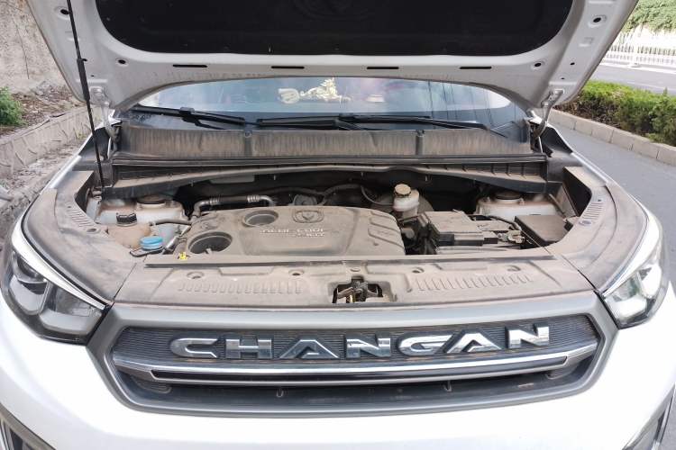Used CHANGAN CS55 2017 1.5T Manual Colorful Edition Engine Bay