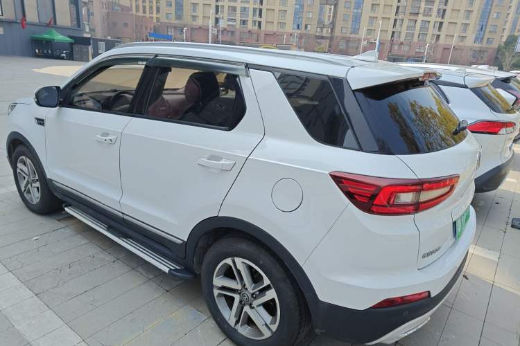 Used CHANGAN CS55 2017 1.5T Automatic Colorful Edition Exterior 2