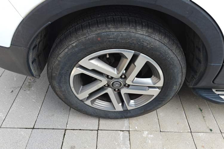 Used CHANGAN CS55 2017 1.5T Automatic Colorful Edition Exterior 5