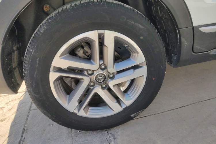 Used CHANGAN CS55 2017 1.5T Manual Colorful Edition Exterior 5