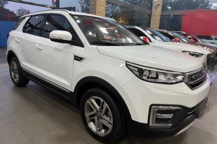 Used CHANGAN CS55 2017 1.5T Manual Colorful Edition Exterior 5