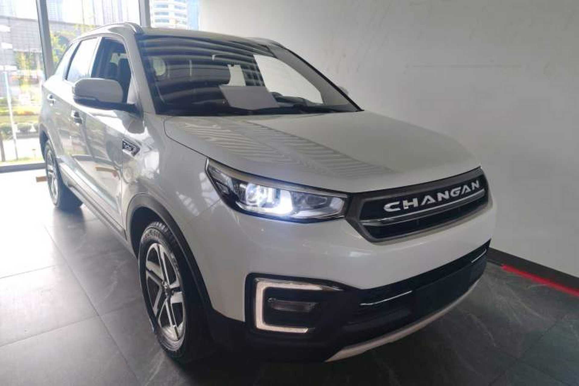 Used CHANGAN CS55 2017 1.5T Automatic Colorful Edition Front Right 45 Deg