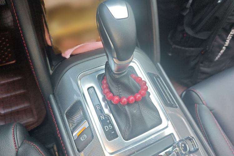 Used CHANGAN CS55 2017 1.5T Automatic Colorful Edition Gear Lever