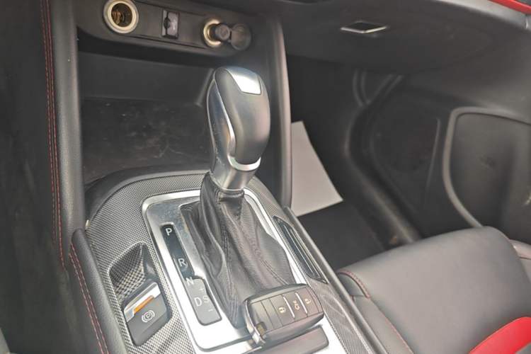 Used CHANGAN CS55 2017 1.5T Automatic Xuan Dong Model Gear Lever