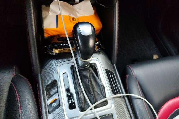 Used CHANGAN CS55 2017 1.5T Automatic Xuan Dong Model Gear Lever