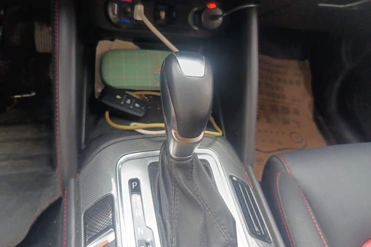 Used CHANGAN CS55 2017 1.5T Automatic Colorful Edition Gear Lever
