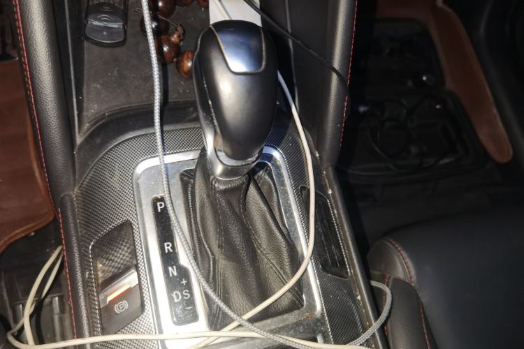 Used CHANGAN CS55 2017 1.5T Automatic Colorful Edition Gear Lever