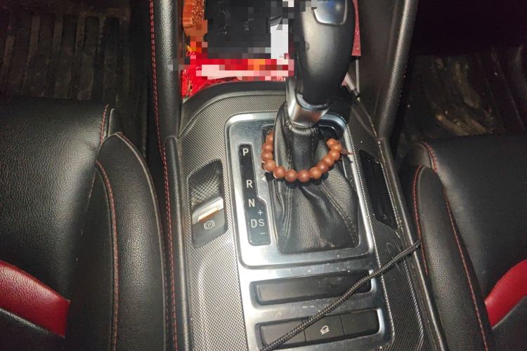 Used CHANGAN CS55 2017 1.5T Automatic Colorful Edition Gear Lever