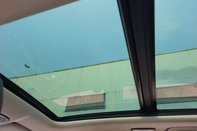 Used CHANGAN CS55 2017 1.5T Automatic Xuan Dong Model Headliner