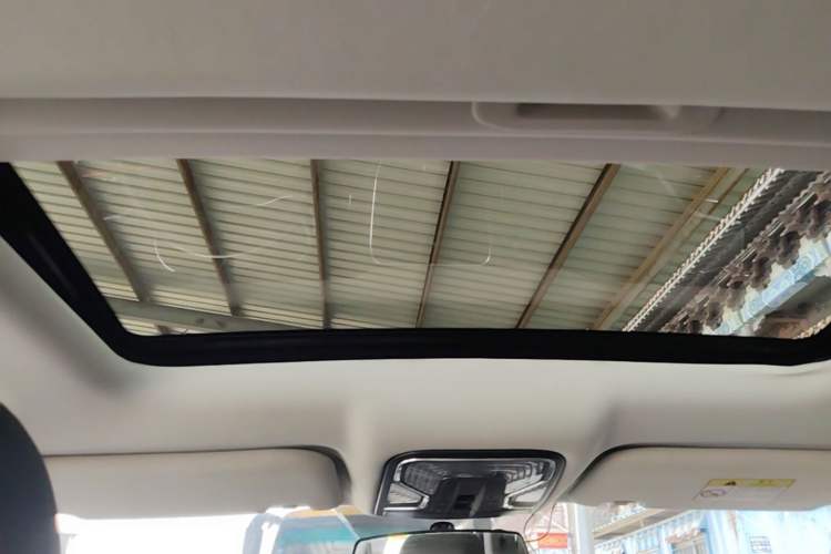 Used CHANGAN CS55 2017 1.5T Automatic Colorful Edition Headliner
