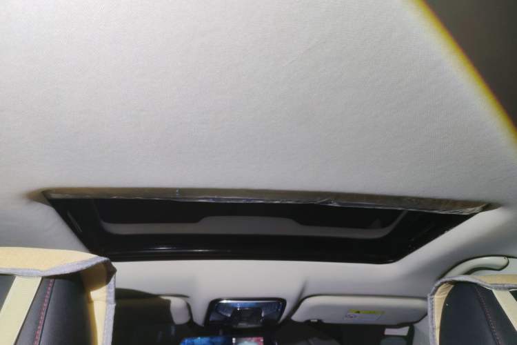 Used CHANGAN CS55 2017 1.5T Automatic Colorful Edition Headliner