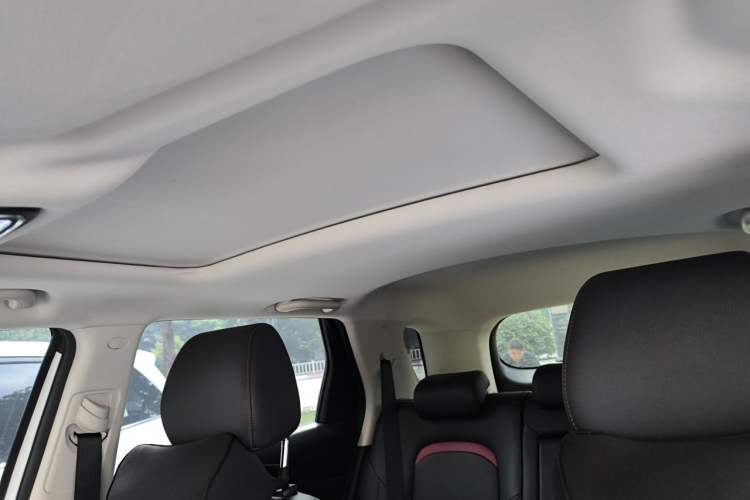 Used CHANGAN CS55 2017 1.5T Automatic Colorful Edition Headliner