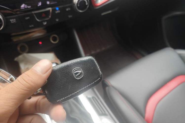 Used CHANGAN CS55 2017 1.5T Automatic Colorful Edition Interior 1
