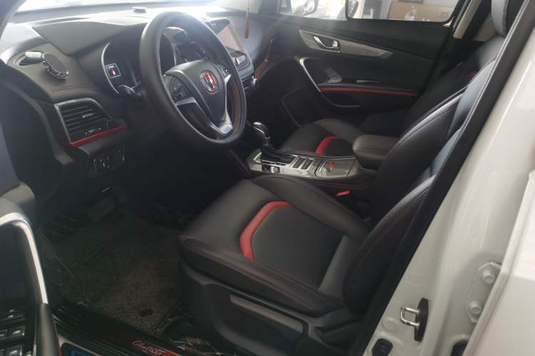 Used CHANGAN CS55 2017 1.5T Automatic Colorful Edition Interior 2