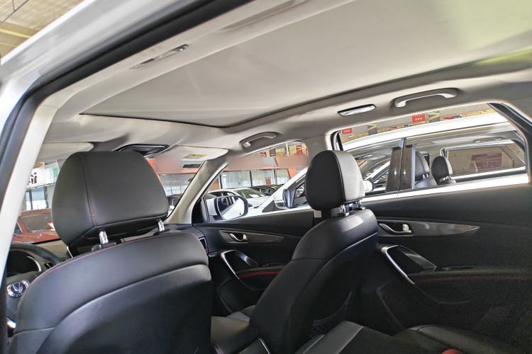 Used CHANGAN CS55 2017 1.5T Automatic Xuan Dong Model Interior 2