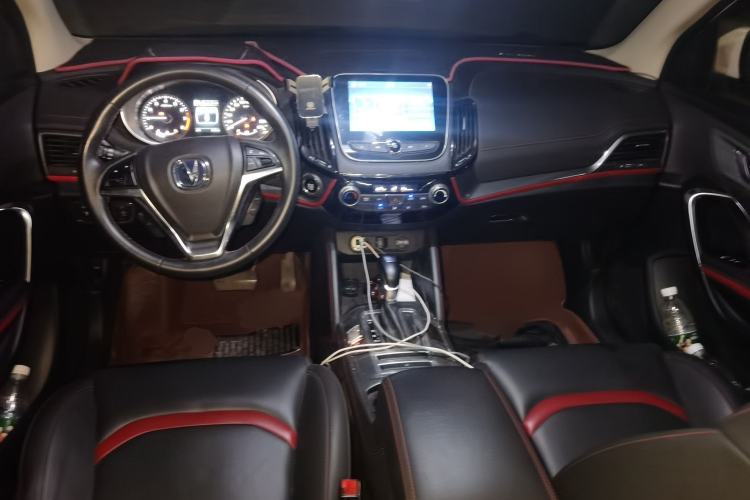 Used CHANGAN CS55 2017 1.5T Automatic Colorful Edition Interior 2