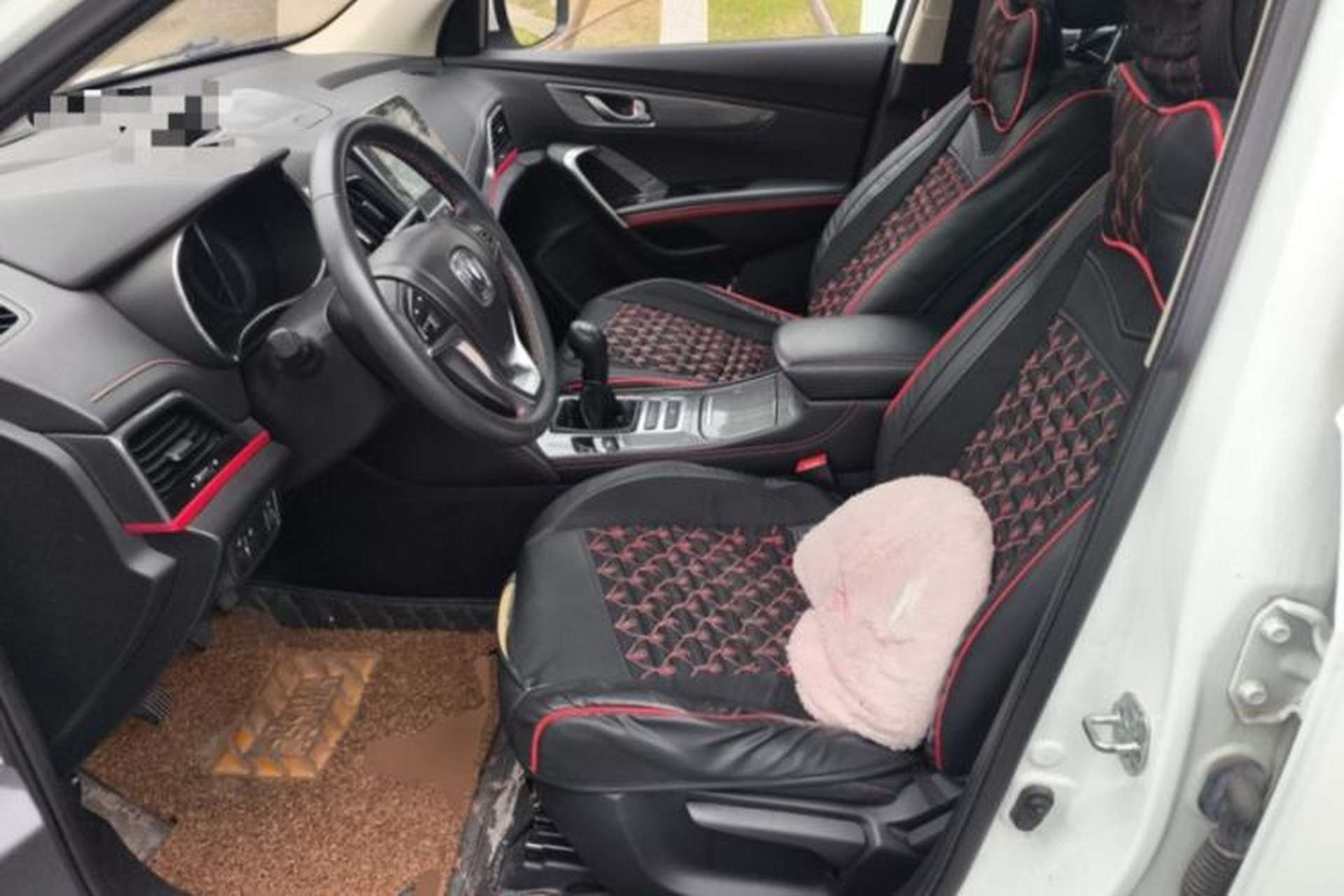 Used CHANGAN CS55 2017 1.5T Manual Colorful Edition Interior 3