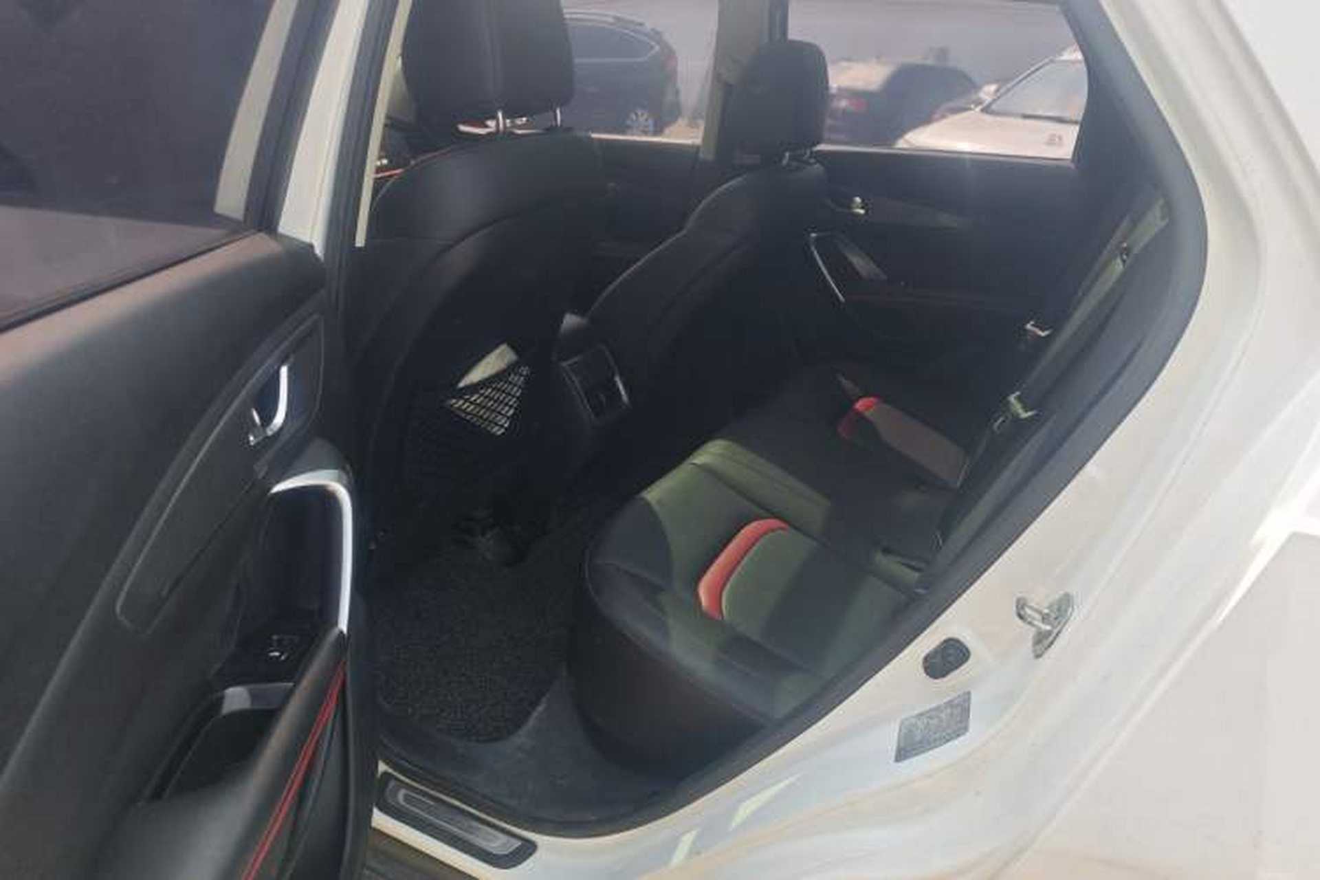 Used CHANGAN CS55 2017 1.5T Manual Cool Edition Interior 3