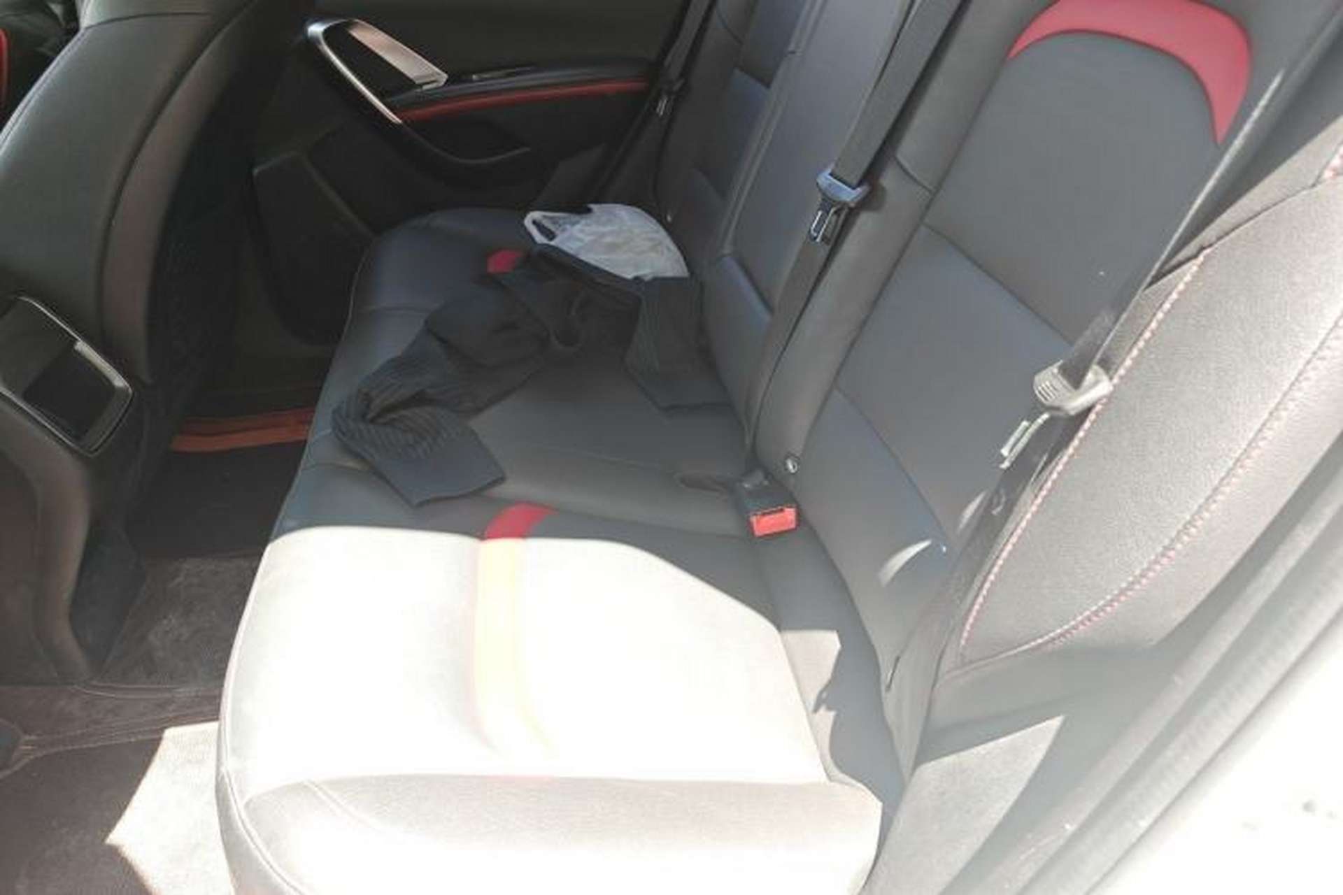 Used CHANGAN CS55 2017 1.5T Automatic Colorful Edition Interior 4