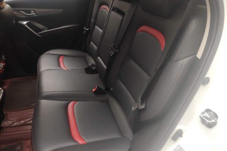 Used CHANGAN CS55 2017 1.5T Automatic Colorful Edition Interior 4