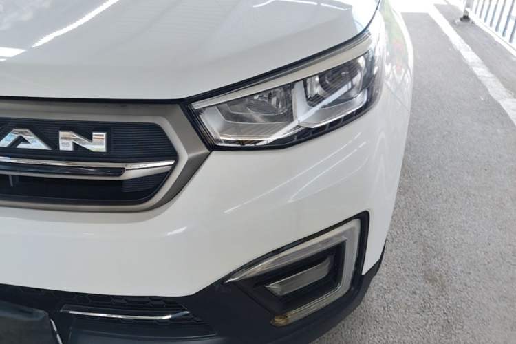 Used CHANGAN CS55 2017 1.5T Automatic Colorful Edition Left Front Headlight