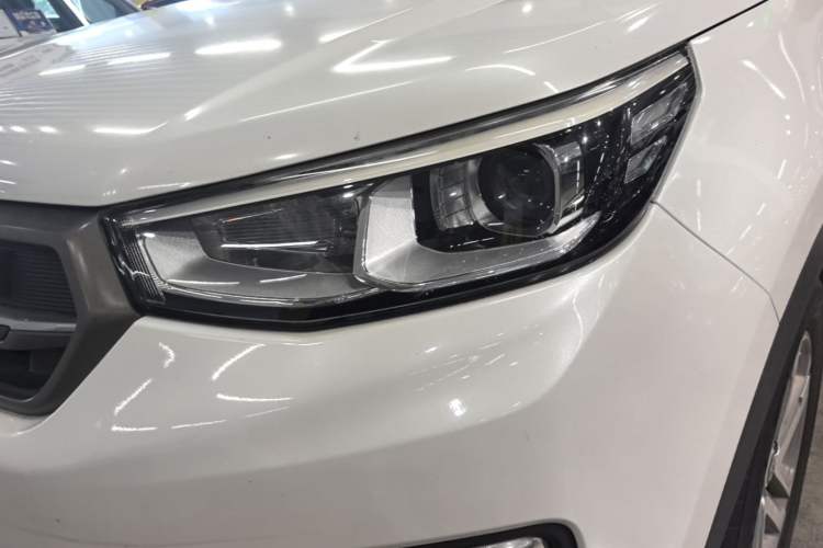 Used CHANGAN CS55 2017 1.5T Manual Colorful Edition Left Front Headlight