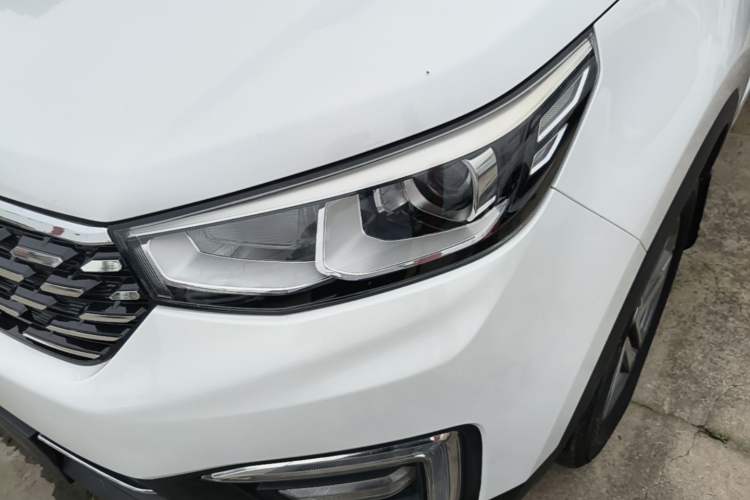 Used CHANGAN CS55 2017 1.5T Automatic Colorful Edition Left Front Headlight