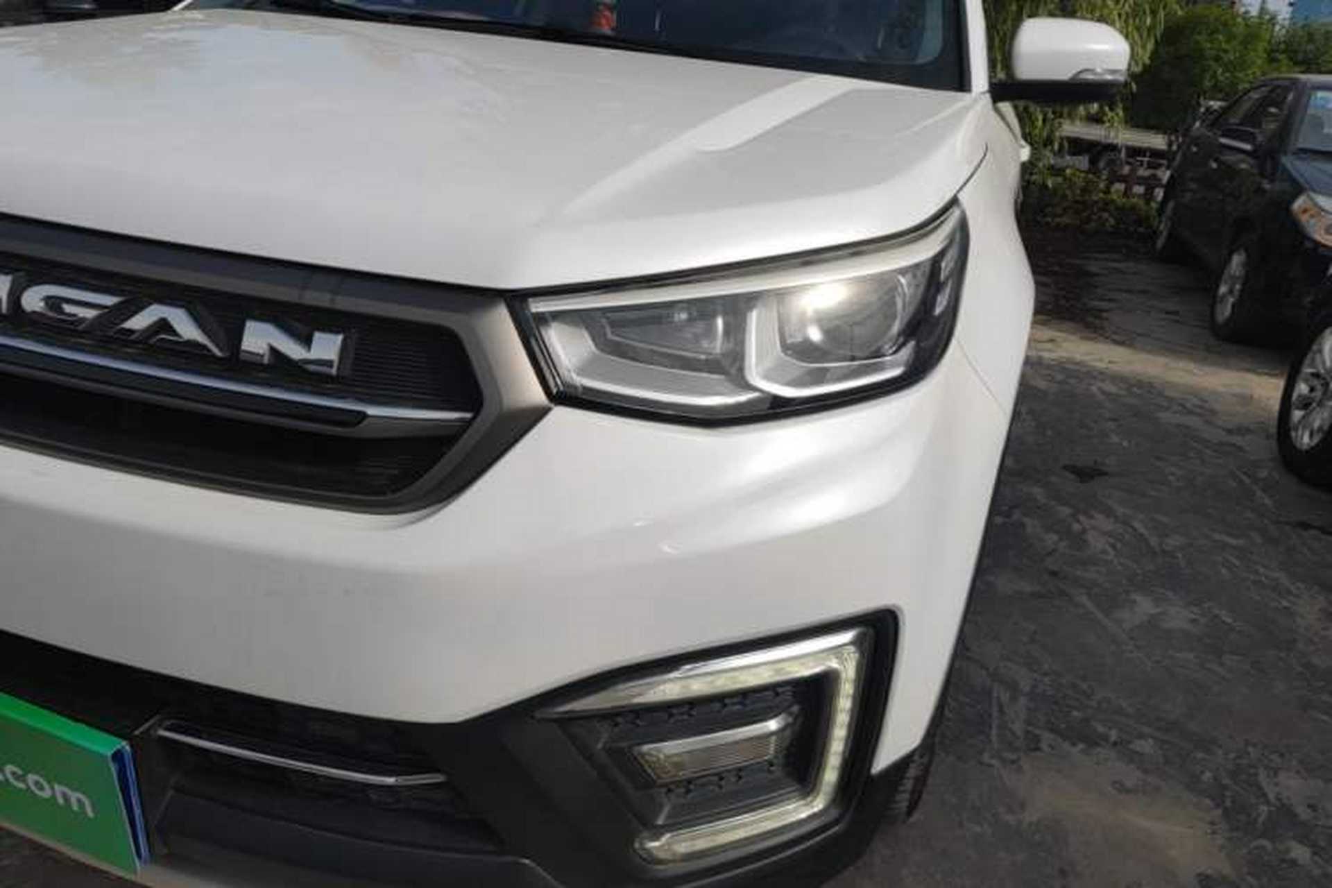 Used CHANGAN CS55 2017 1.5T Manual Colorful Edition Left Front Headlight