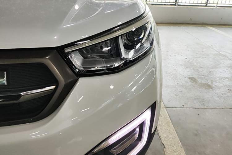 Used CHANGAN CS55 2017 1.5T Automatic Colorful Edition Left Front Headlight