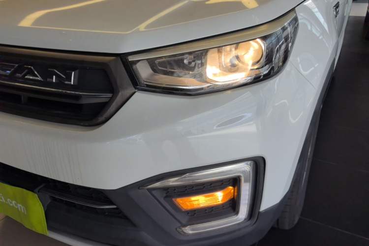 Used CHANGAN CS55 2017 1.5T Automatic Colorful Edition Left Front Headlight