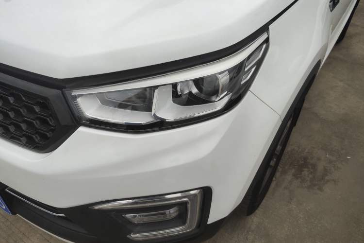Used CHANGAN CS55 2017 1.5T Automatic Colorful Edition Left Front Headlight