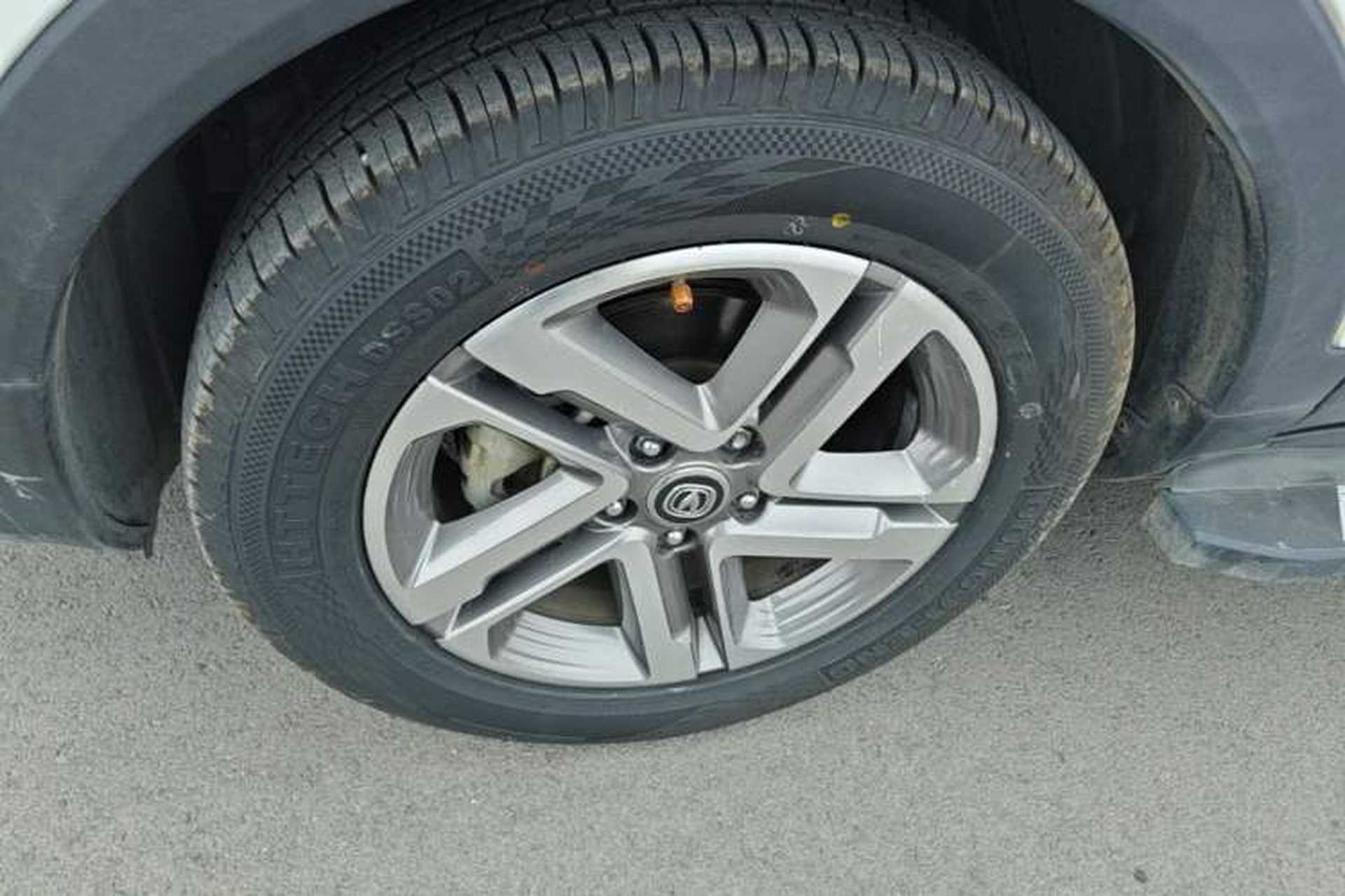 Used CHANGAN CS55 2017 1.5T Automatic Colorful Edition Left Front Wheel Hub